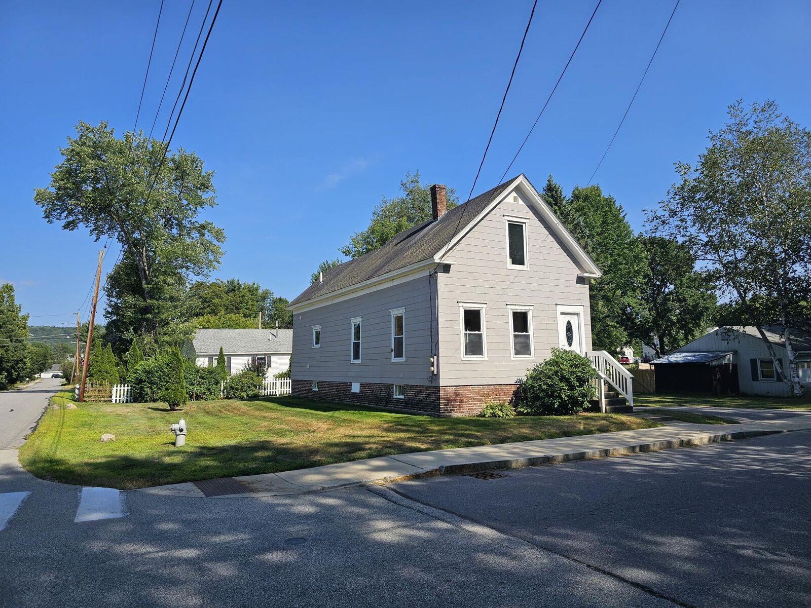 Property Photo:  253 Elm Street  NH 03431 
