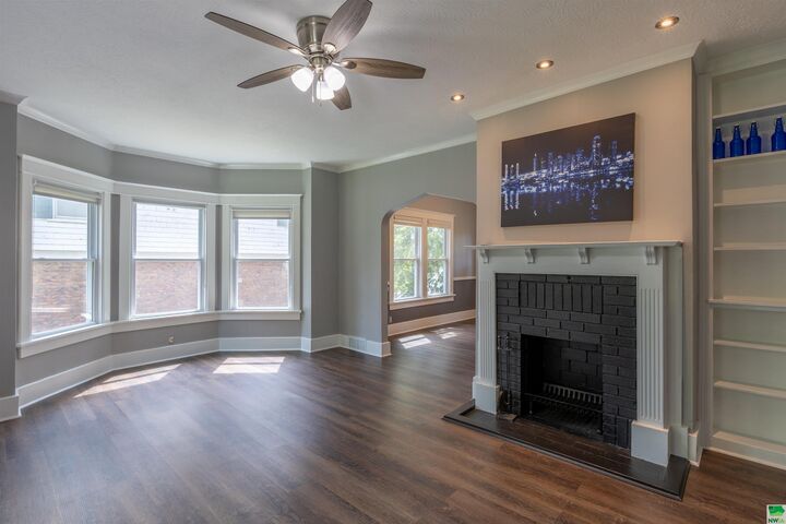 Property Photo:  2811 Jennings St  IA 51104 