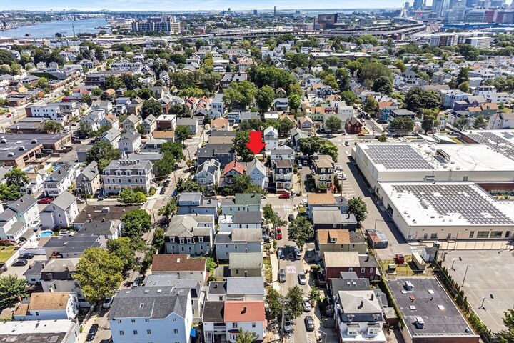Property Photo: 32 Rush St MA 02145
