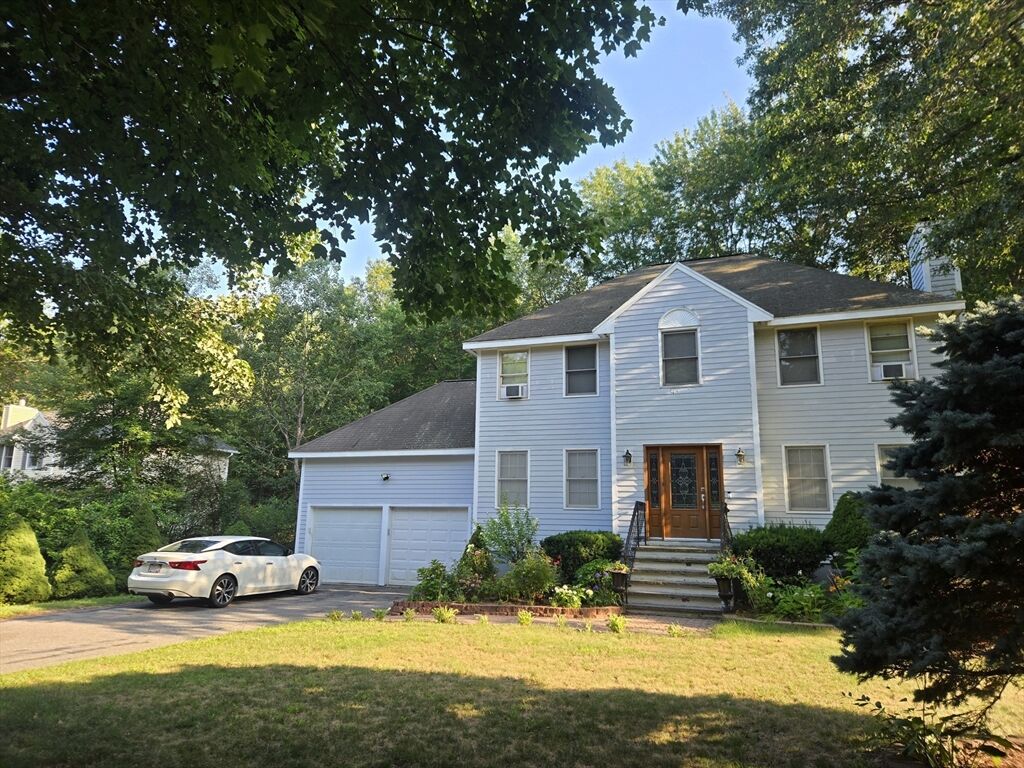 Property Photo:  5 Flynn Way  MA 01887 