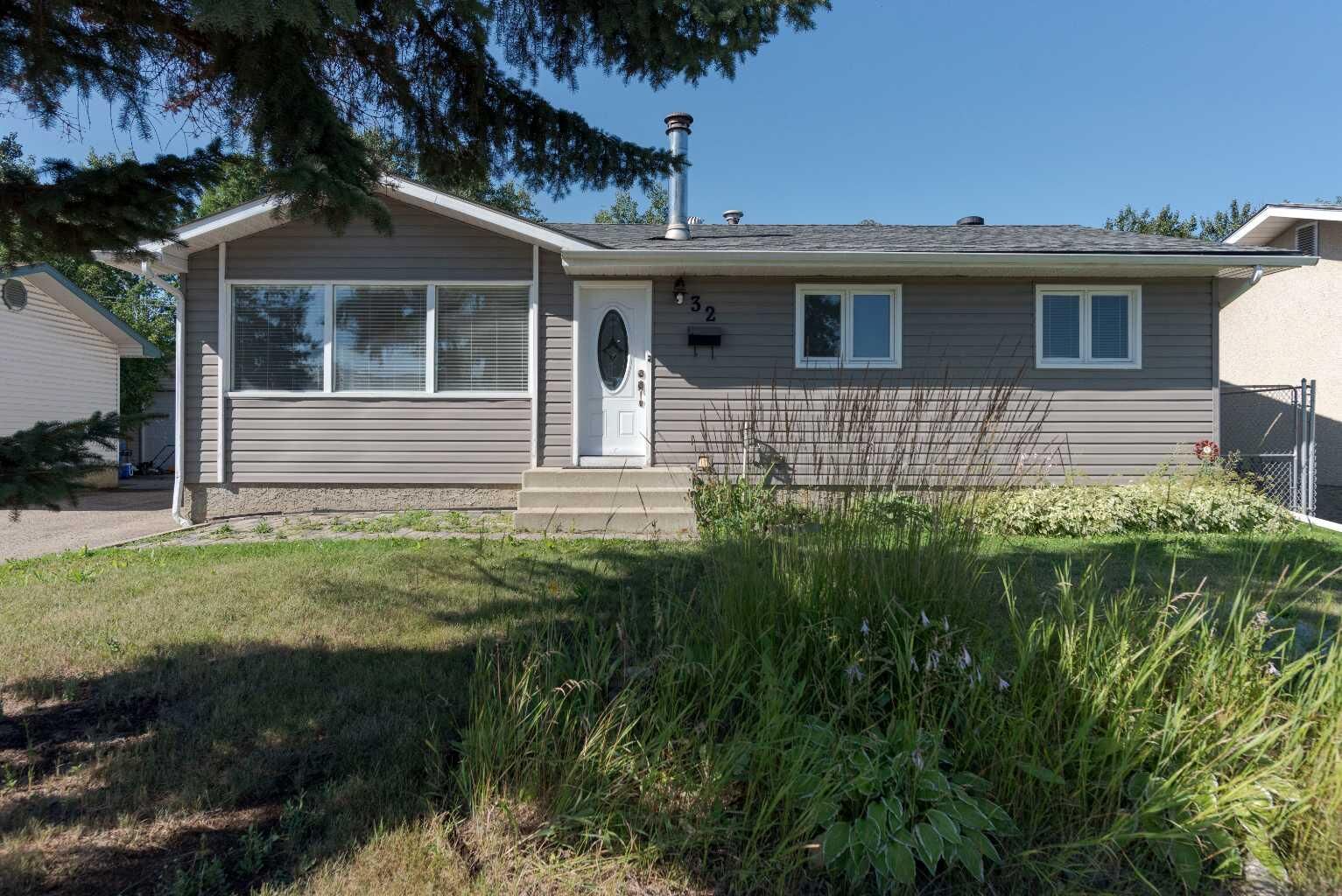 Photo de la propriété: 32 Moberly Crescent AB T9H 1G9
