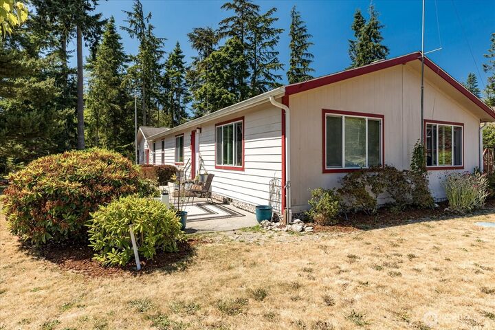 Property Photo: 401 Mitchell Drive WA 98239