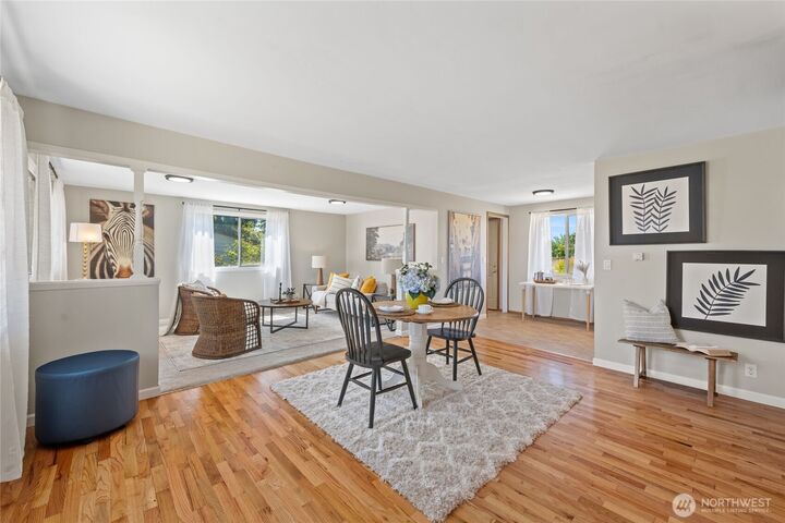 Property Photo: 27205 118th Avenue SE WA 98030
