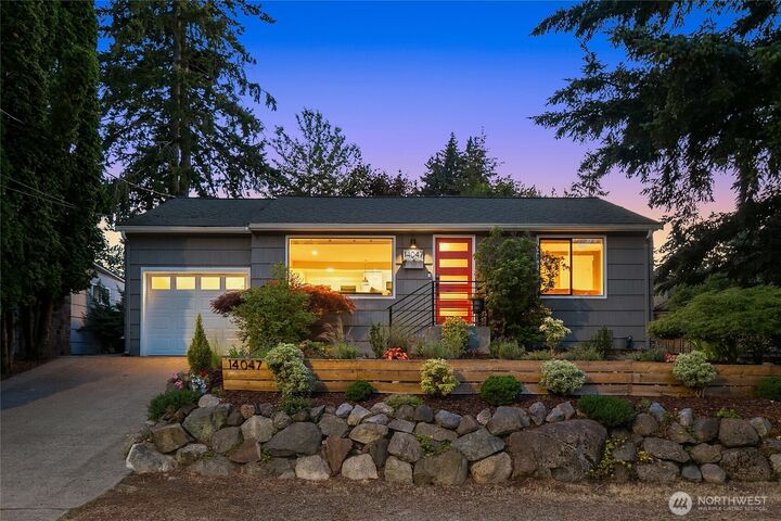 14047  Burke Avenue N  Seattle WA 98133 photo