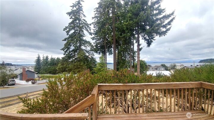 Property Photo: 35 Stillaguamish Avenue NE WA 98282