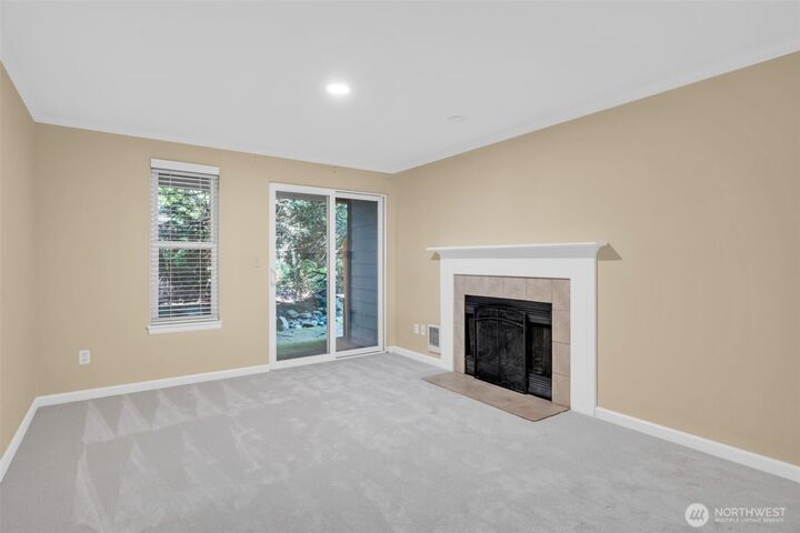 Property Photo:  11102 NE 125th Lane K136  WA 98034 