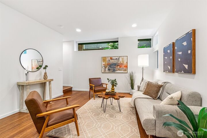 Property Photo: 2605 22nd Avenue W D WA 98199