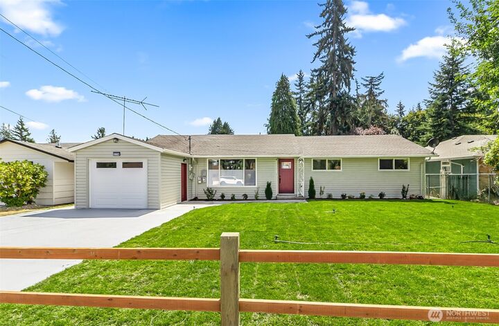 5716  75th Place NE  Marysville WA 98270 photo