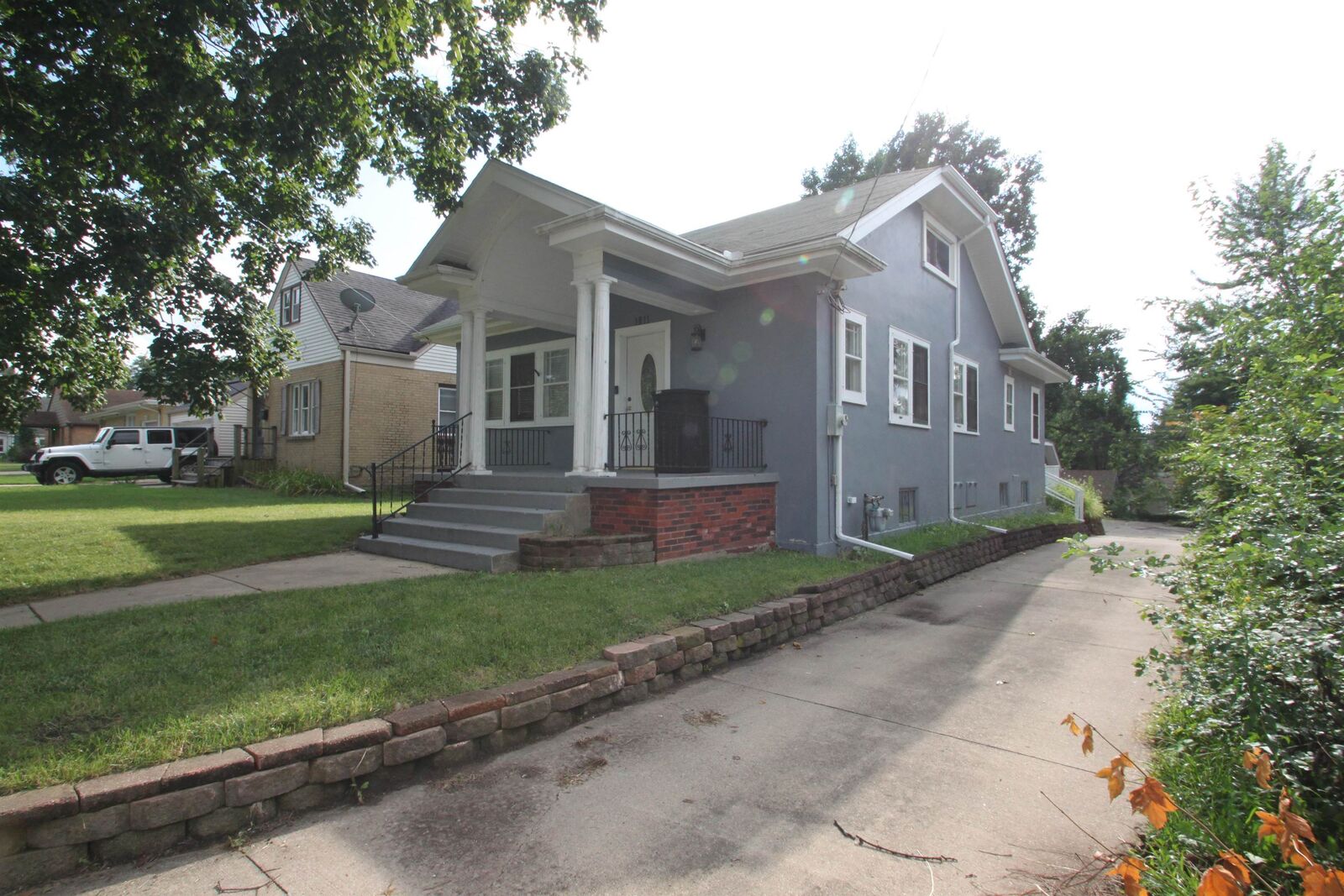 Property Photo: 1011 20th Street IL 61104