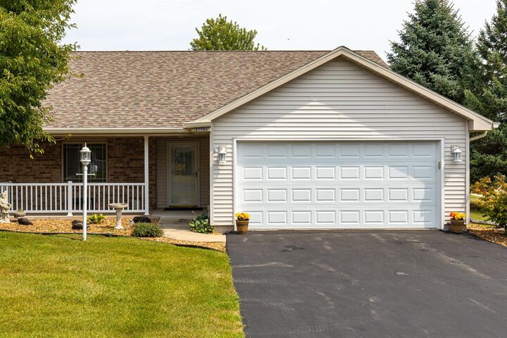 Property Photo:  2770 Havenwood Drive A  WI 54904 