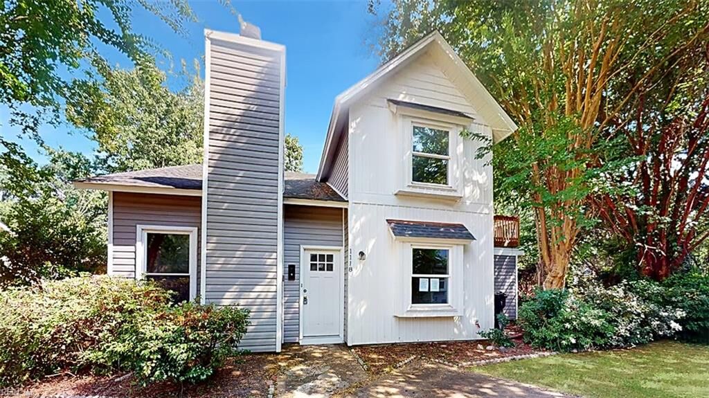 Property Photo:  1118 Tall Oak Dr  VA 23462 