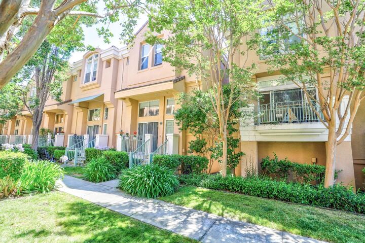 Property Photo:  151 Jasmine Court  CA 94043 