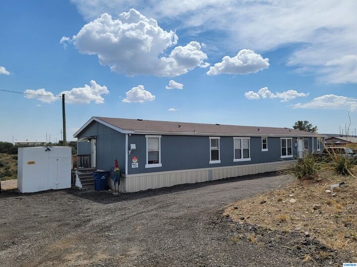 Property Photo: 1302 E Fraser Drive NM 88061