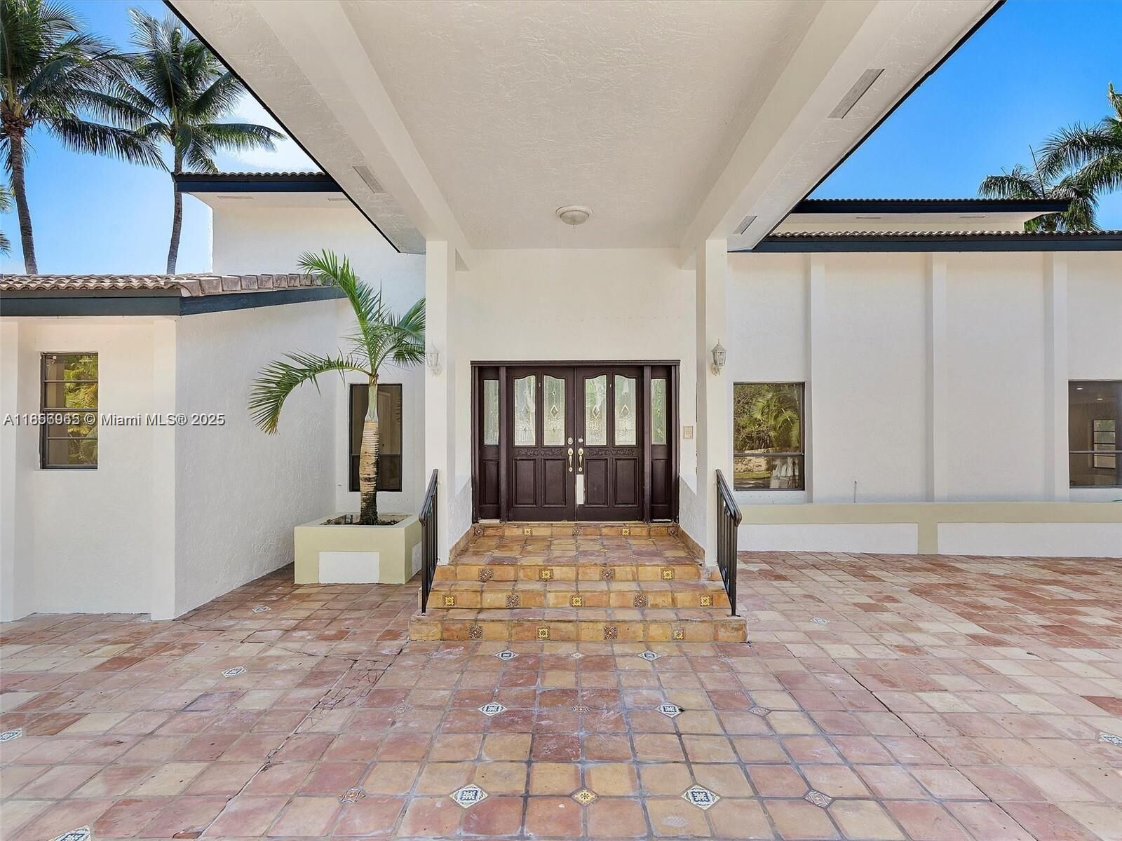Property Photo: 7398 SW 176th St FL 33157