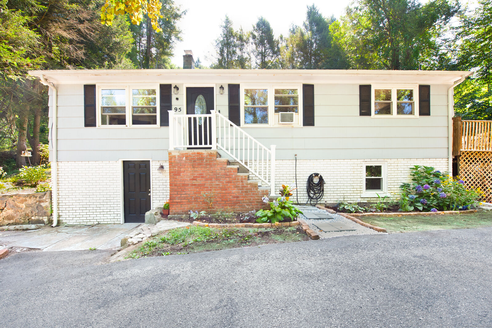 Property Photo:  95 Squantuck Road  CT 06483 