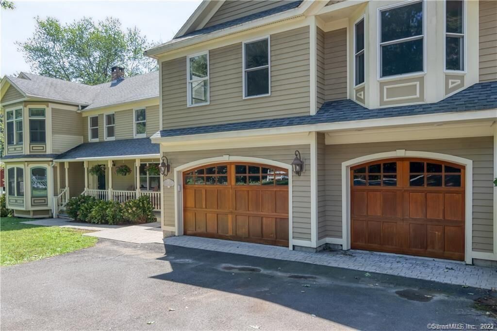 Property Photo: 30 Cadwell Place CT 06405
