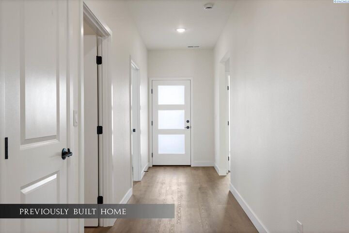 Property Photo:  6645 W 27th Ave  WA 99338 