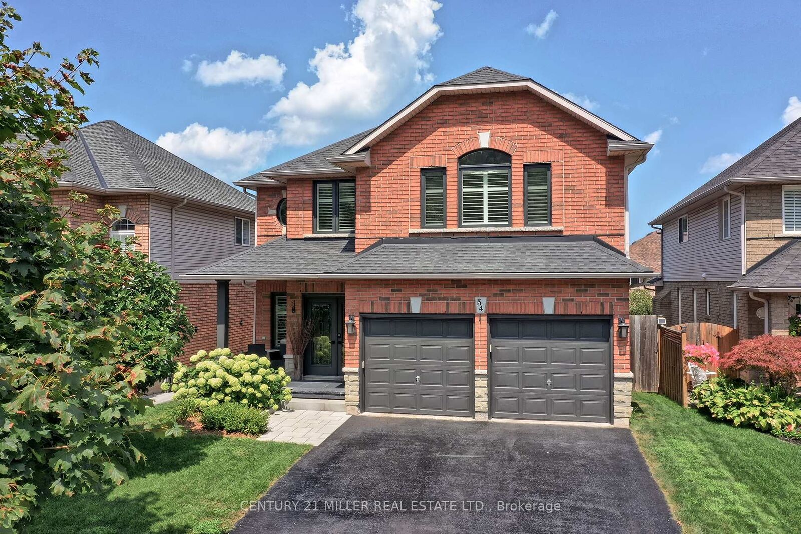 Photo de la propriété: 54 Hickory Crescent ON L3M 5P9