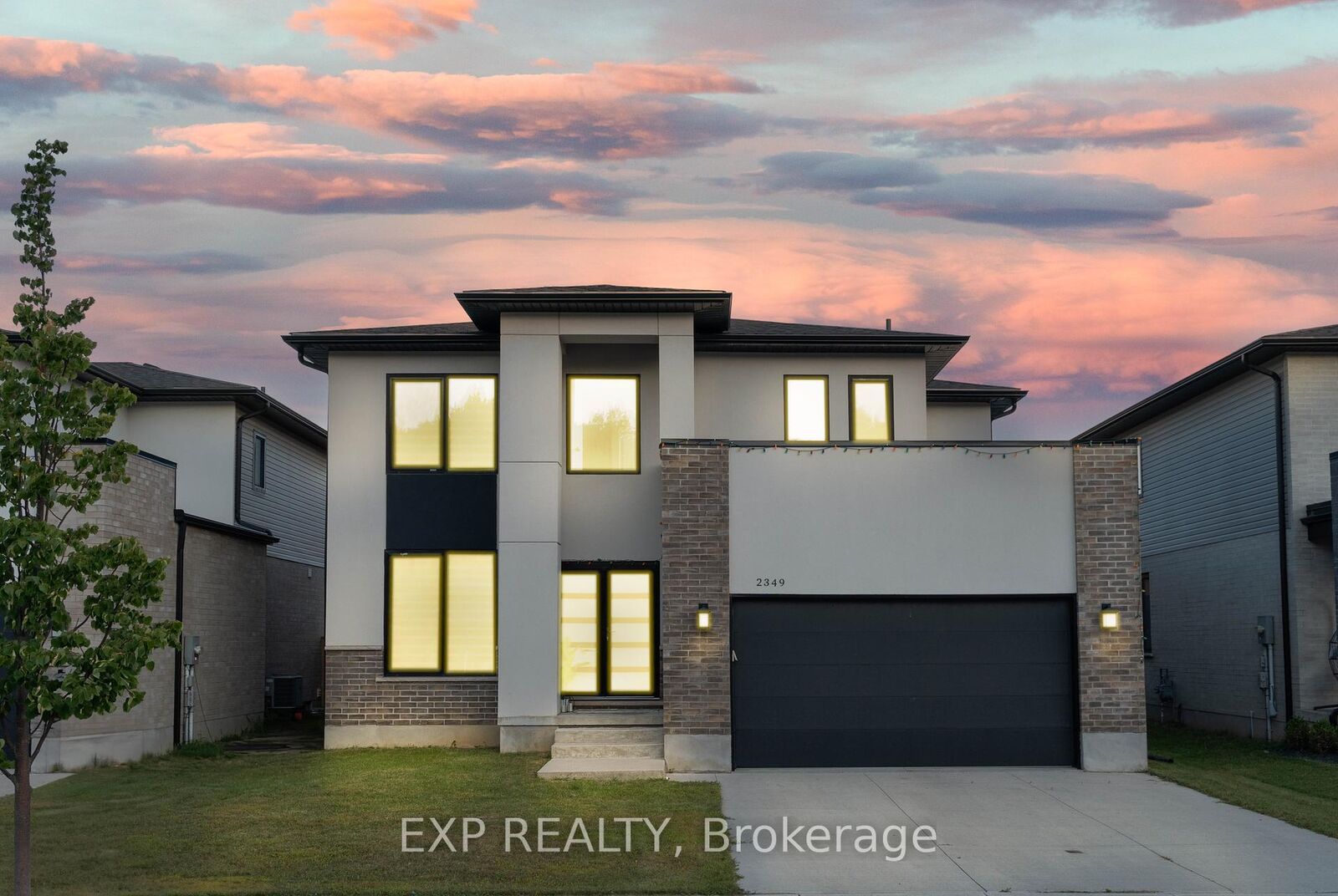 Property Photo: 2349 Red Thorne Avenue ON N6P 0E8