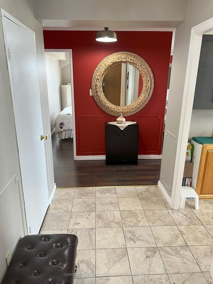 Photo de la propriété: 389 Dundas Street 1706 ON N6B 3L5