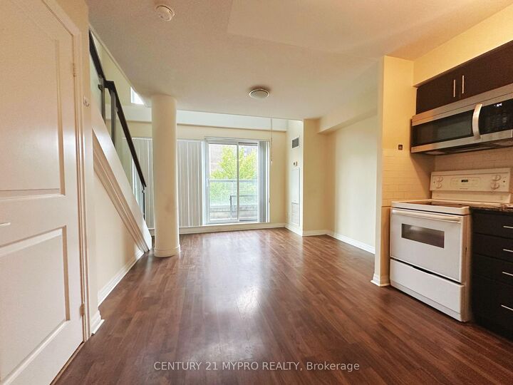 Photo de la propriété: 2035 Sheppard Avenue E 128 ON M2J 0A8