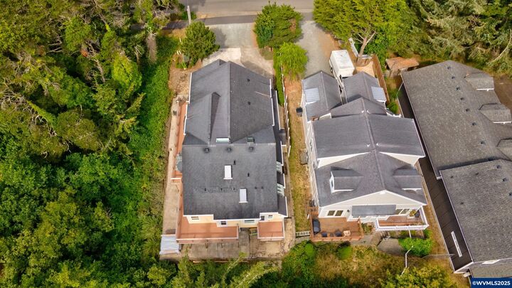 Property Photo:  34807 Necarney Bl  OR 97130 