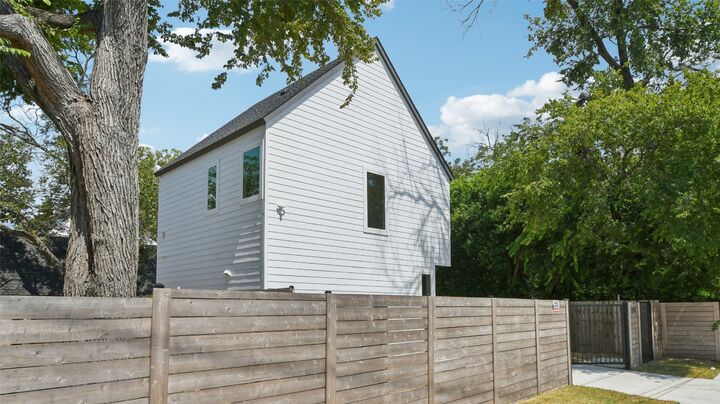 Property Photo: 9104 Georgian Drive TX 78753