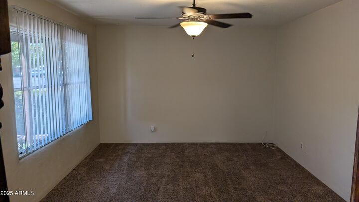Property Photo: 5850 W Gardenia Avenue AZ 85301