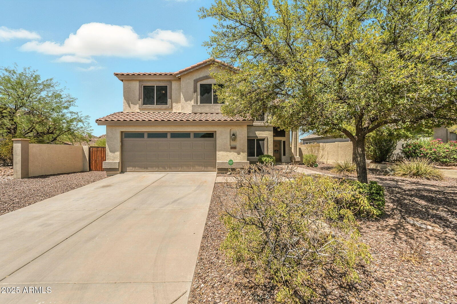 Property Photo: 6978 E Hacienda La Noria Lane AZ 85118