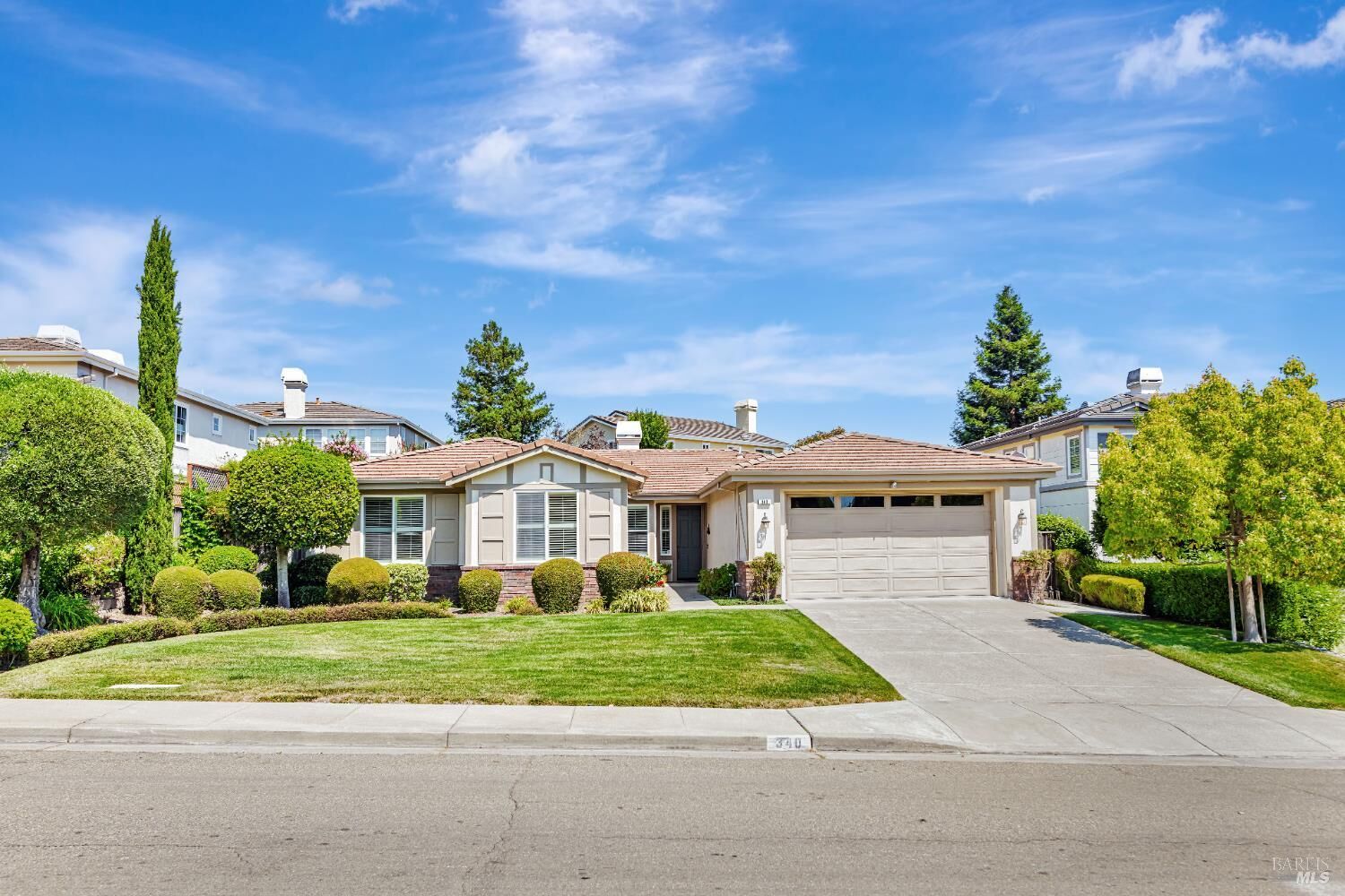 Property Photo:  340 San Carlos Way  CA 94945 