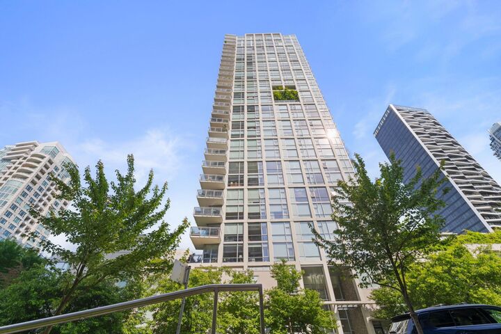 Property Photo:  1455 Howe 1202  BC V6Z 1C2 