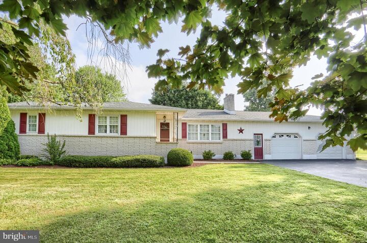 1410 Upper Bermudian Road  Gardners PA 17324 photo