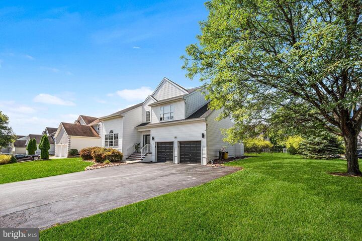 Property Photo:  11 Springmeadow Drive  NJ 08638 