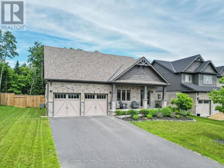 Property Photo: 42 Woodstream Drive ON P1H 0B7