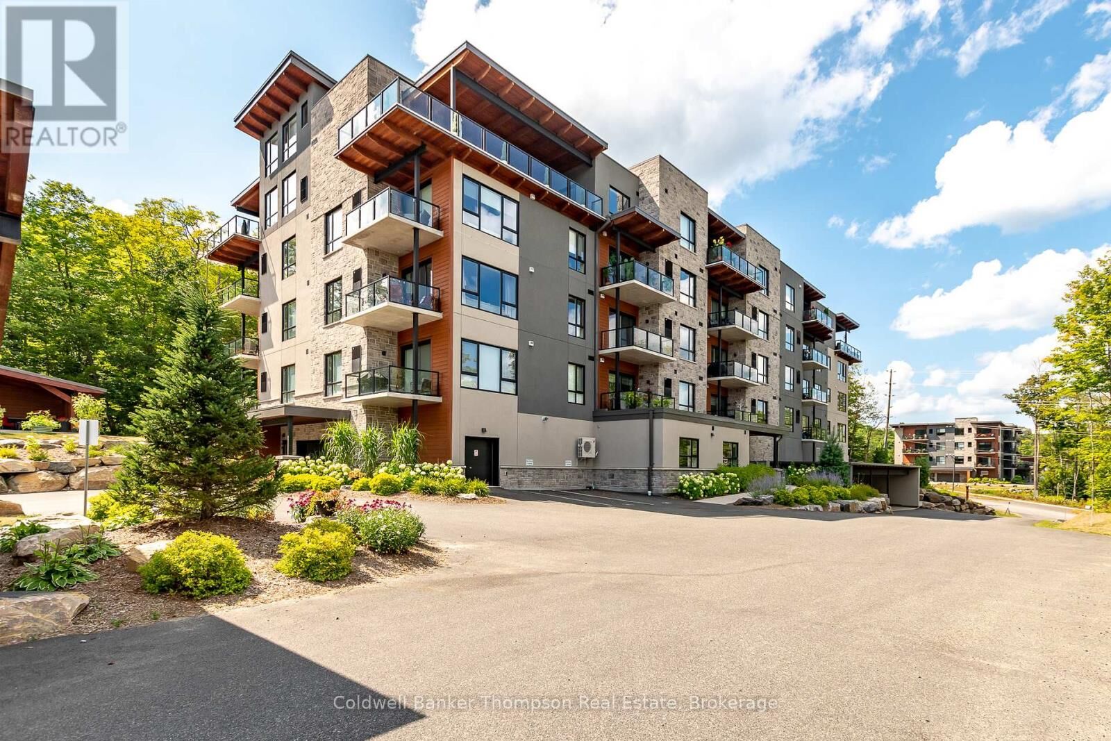 Property Photo: 18 Campus Trail 207 ON P1H 0K2