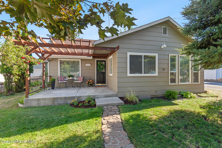 Property Photo:  1402 E Gilbert Ave  ID 83815 