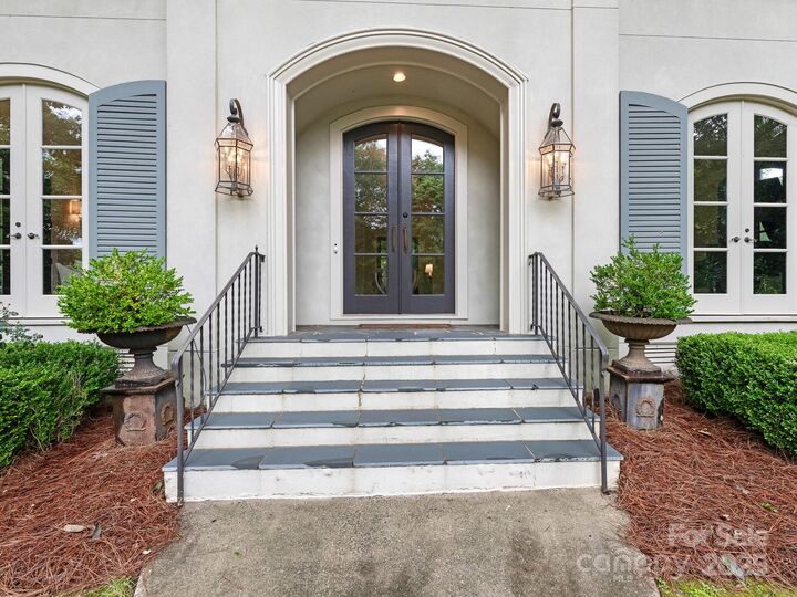 Property Photo: 4119 Carnoustie Lane NC 28210