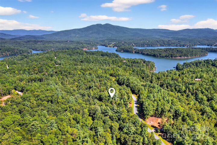 Property Photo: 257 Beacon Ridge Drive 13-12 NC 28761