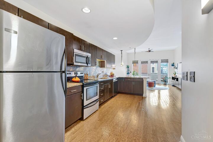 Property Photo:  1326 Vine Street  OH 45202 
