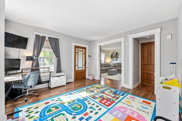 Property Photo: 607 E Central Avenue OH 45342
