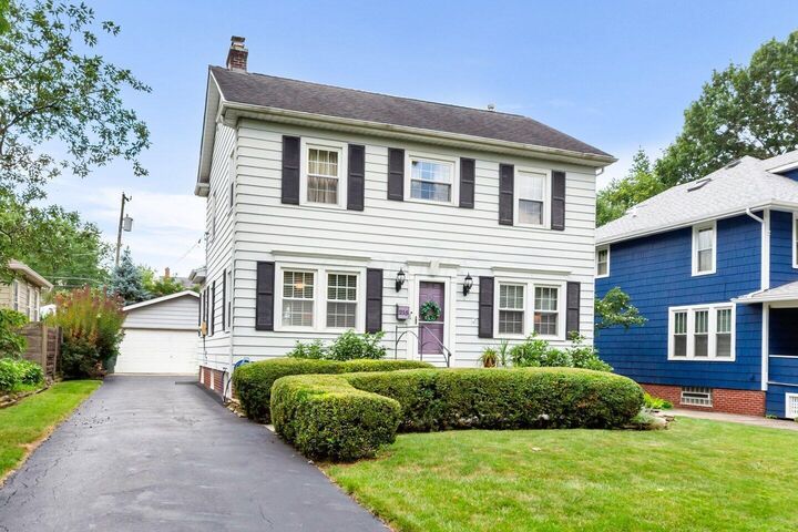Property Photo:  215 Piedmont Road  OH 43214 