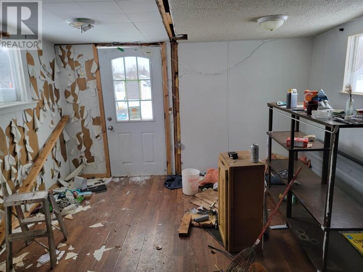 Property Photo:  124 Sykes St  ON P0T 1C0 