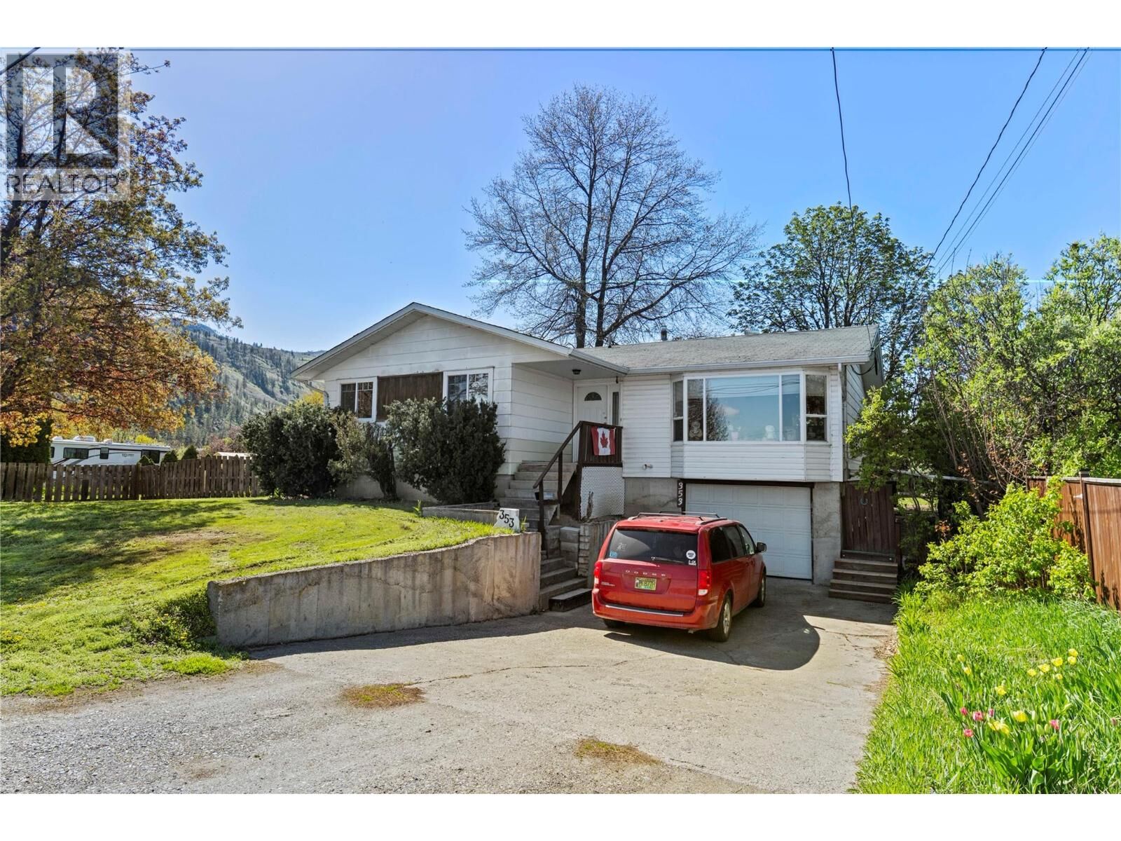 Property Photo:  353 Reighmount Drive  BC V2H 1M2 