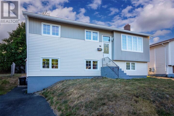 30 Lloyd Crescent  St. John'S NL  photo