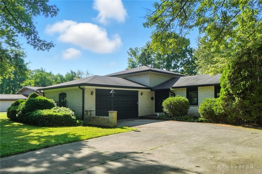 Property Photo: 750 W South College Street OH 45387