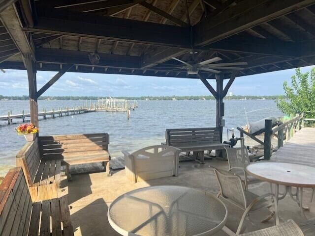 Property Photo:  439 Waterway Lane  FL 32547 
