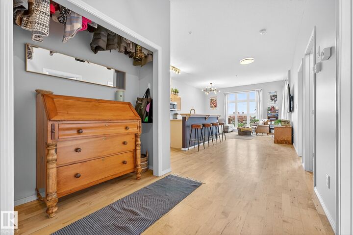 Property Photo:  10407 122 Street NW 430  AB T5N 4B8 