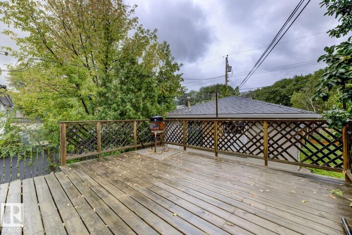 Property Photo:  9740 63 Avenue NW  AB T6E 0G6