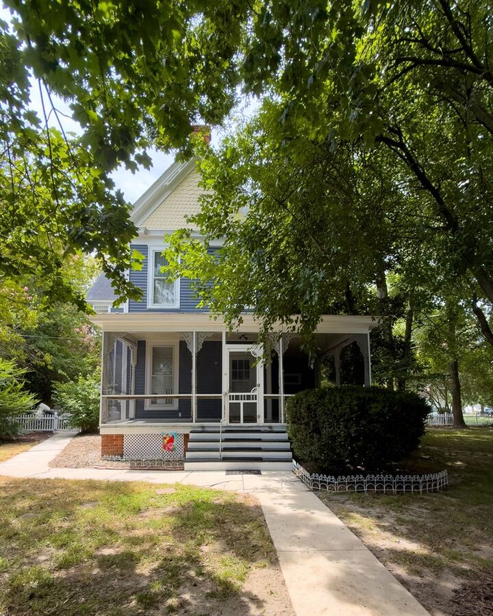 Property Photo: 24233 Mary St VA 23421