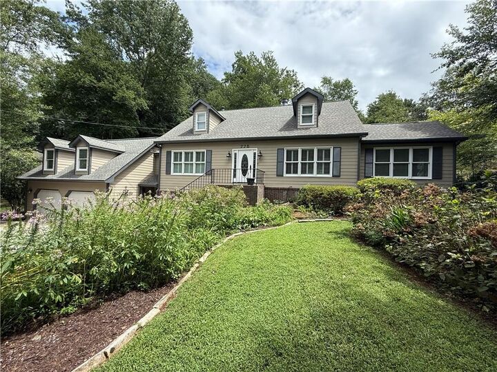 775 Upper Hembree Road  Roswell GA 30076 photo